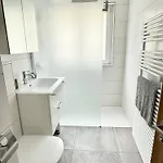 Snowball, Modern, Cosy, Matterhorn Views דירה צרמט